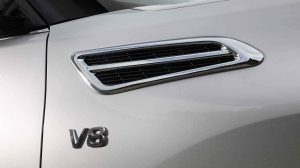 Patrol engine vent and 'V8' badge