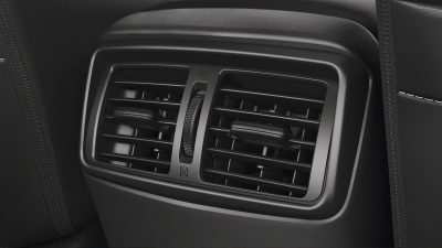 X-Trail detail shot of 2nd row air vents