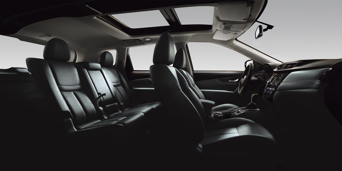 X-Trail large interior profile - black leather